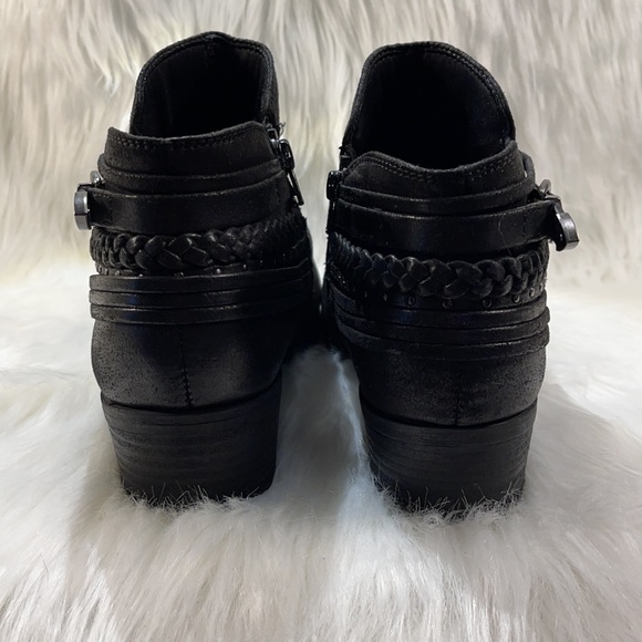 BareTraps Guenna Black Ankle Boots w/ Chain and Straps Detail - Picture 9 of 14